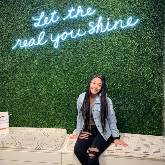 Meet your Posher, Justus - Picture 1 of 1